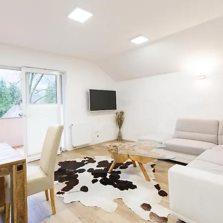 Gozd Martuljek Lägenhet *