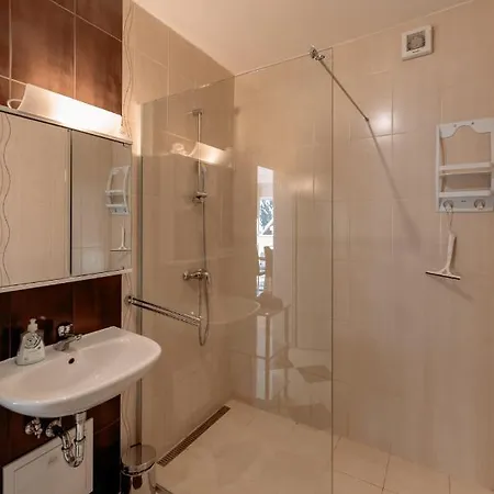 Gozd Martuljek Apartament *