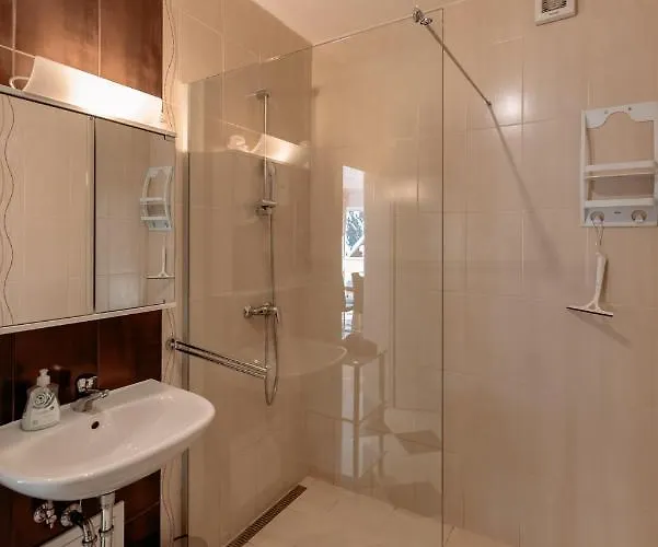 Gozd Martuljek Apartment *