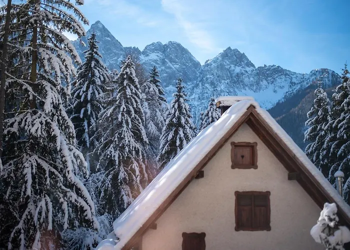 Gozd Martuljek Apartment *